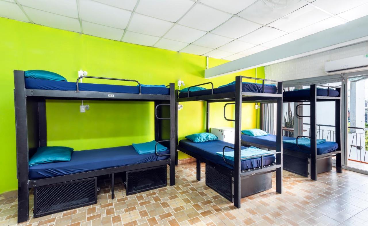 Hangout Hostel Hcm (Adults Only) Cidade de Ho Chi Minh Exterior foto