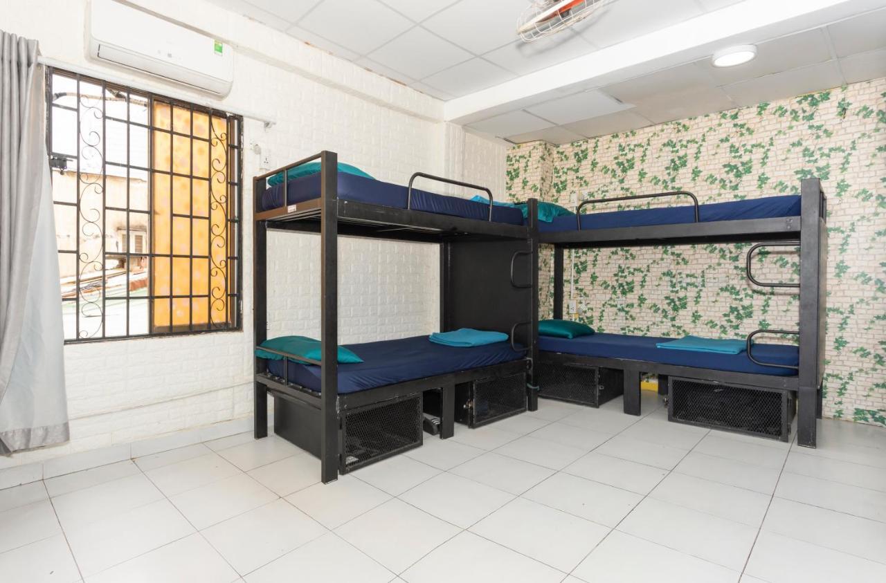 Hangout Hostel Hcm (Adults Only) Cidade de Ho Chi Minh Exterior foto