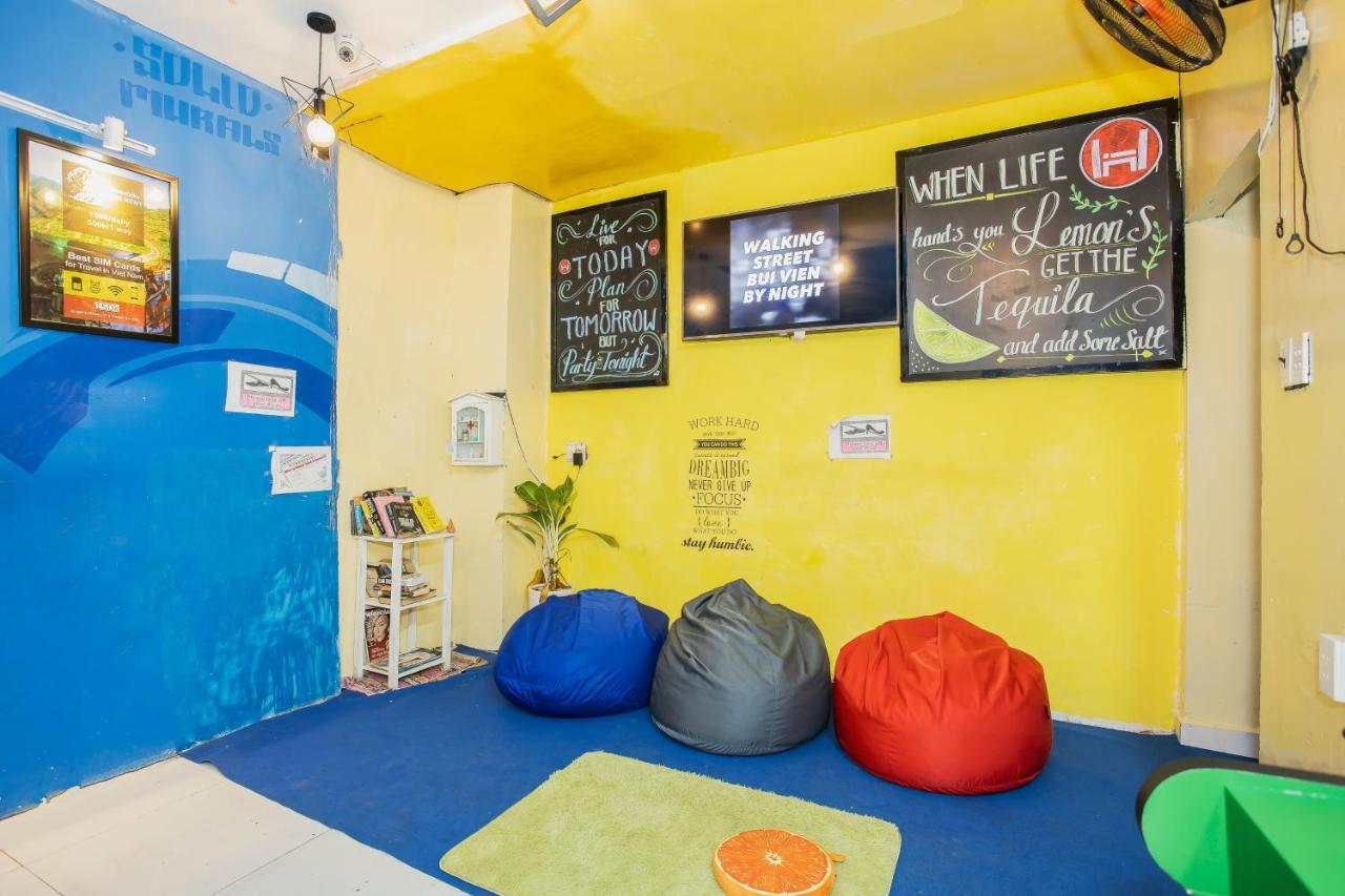 Hangout Hostel Hcm (Adults Only) Cidade de Ho Chi Minh Exterior foto